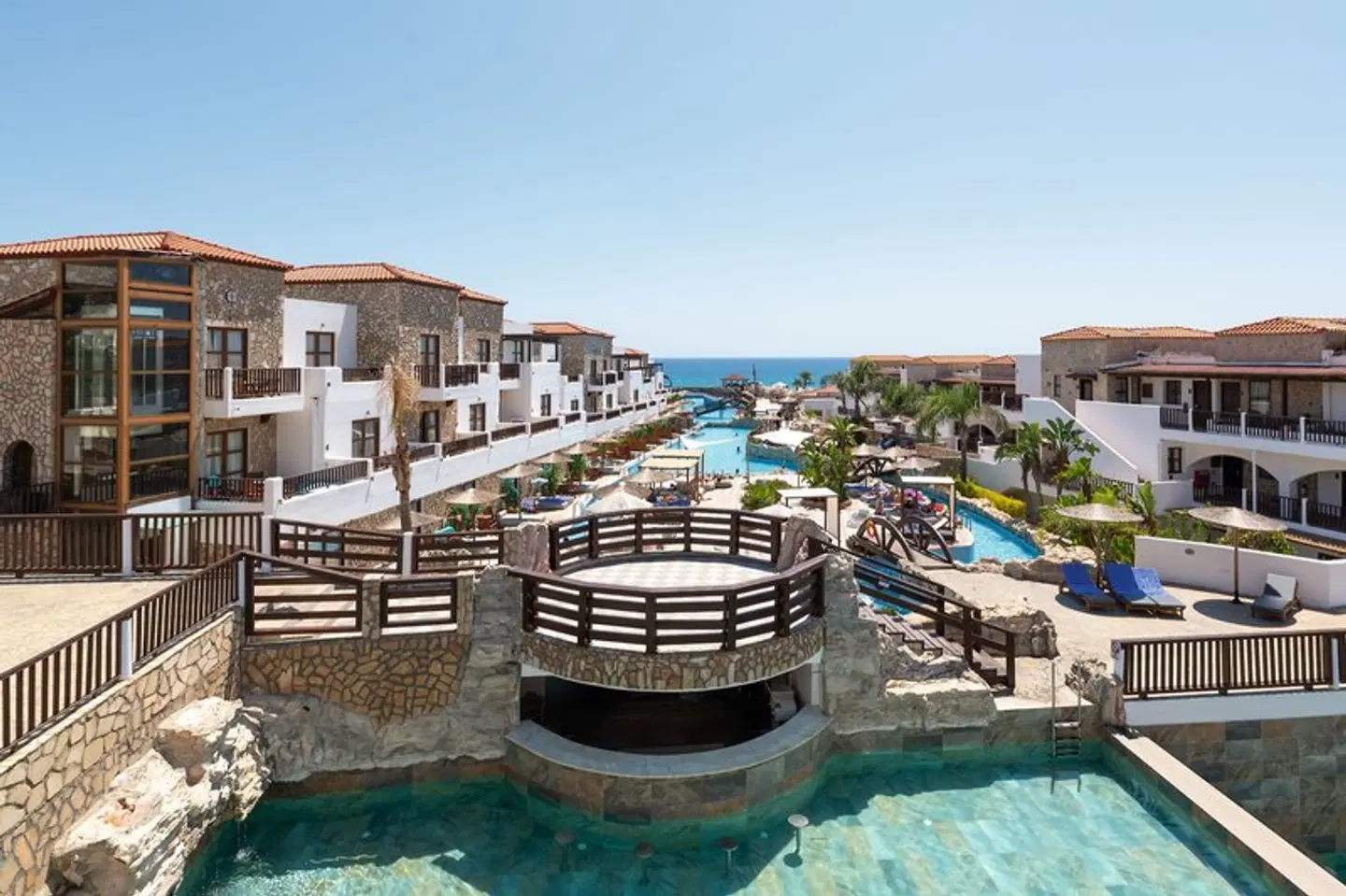 Costa Lindia Beach Resort & Spa EXTERIOR
