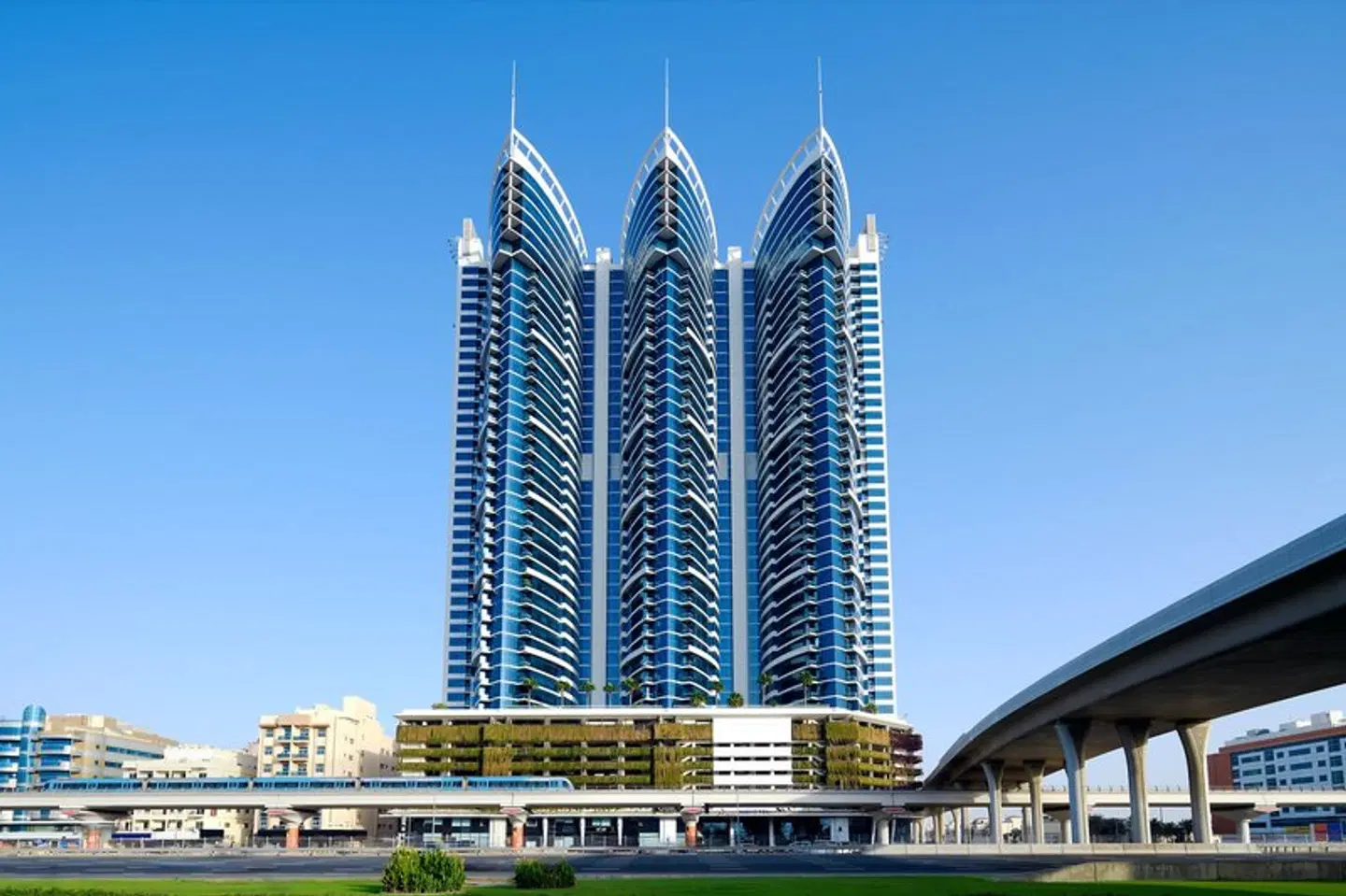 Novotel Dubai Al Barsha Hotel EXTERIOR