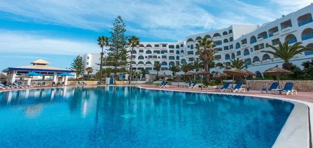 Regency Hotel & Spa OUTDOOR_POOL