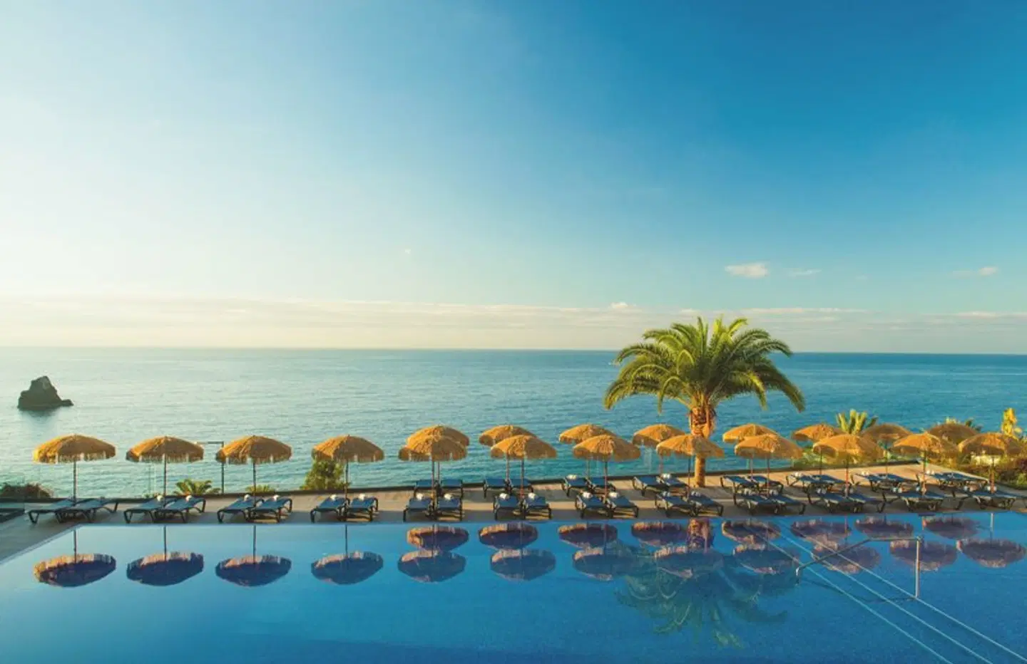 Baia Azul OUTDOOR_POOL