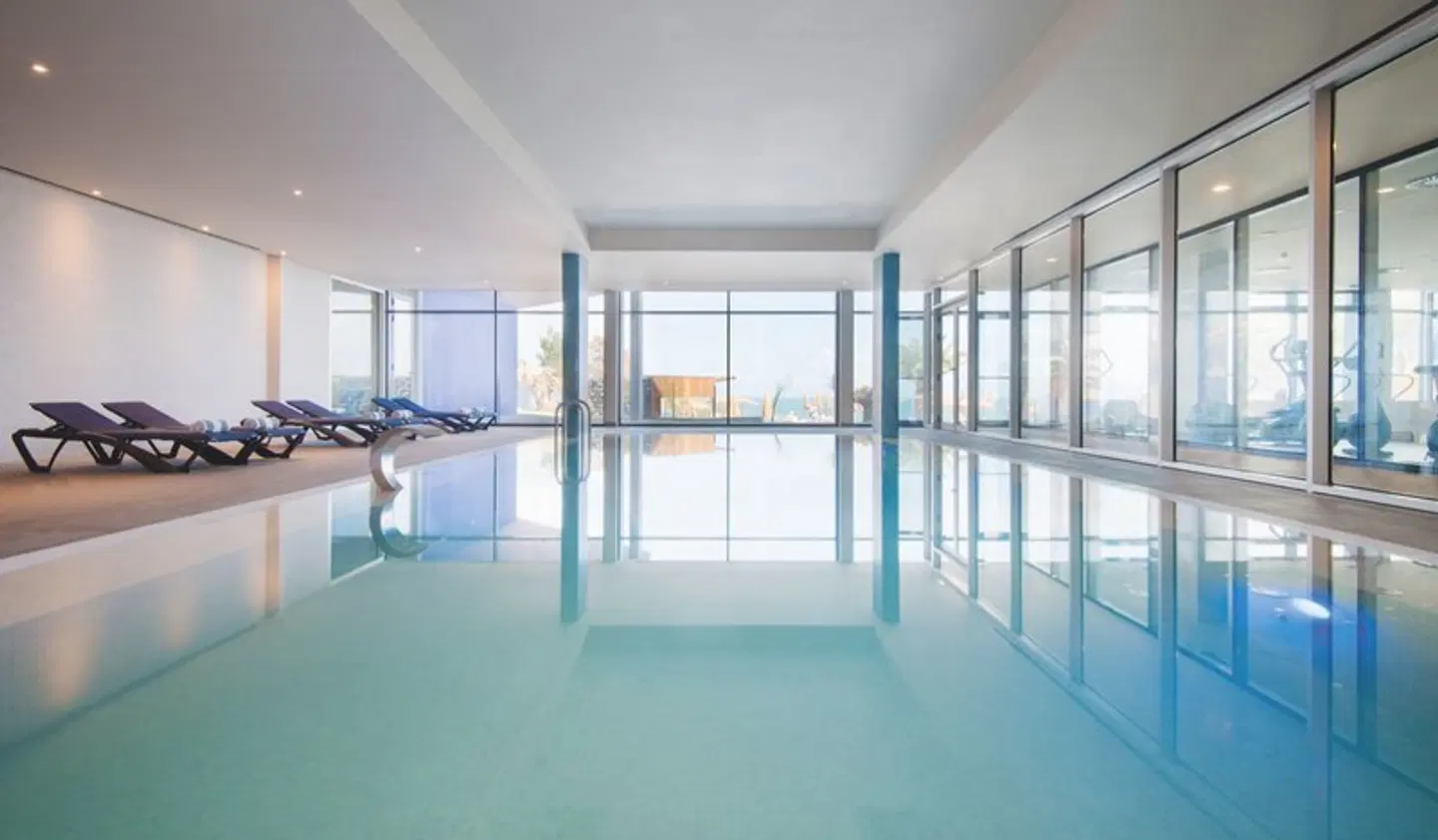Baia Azul Hallenbad