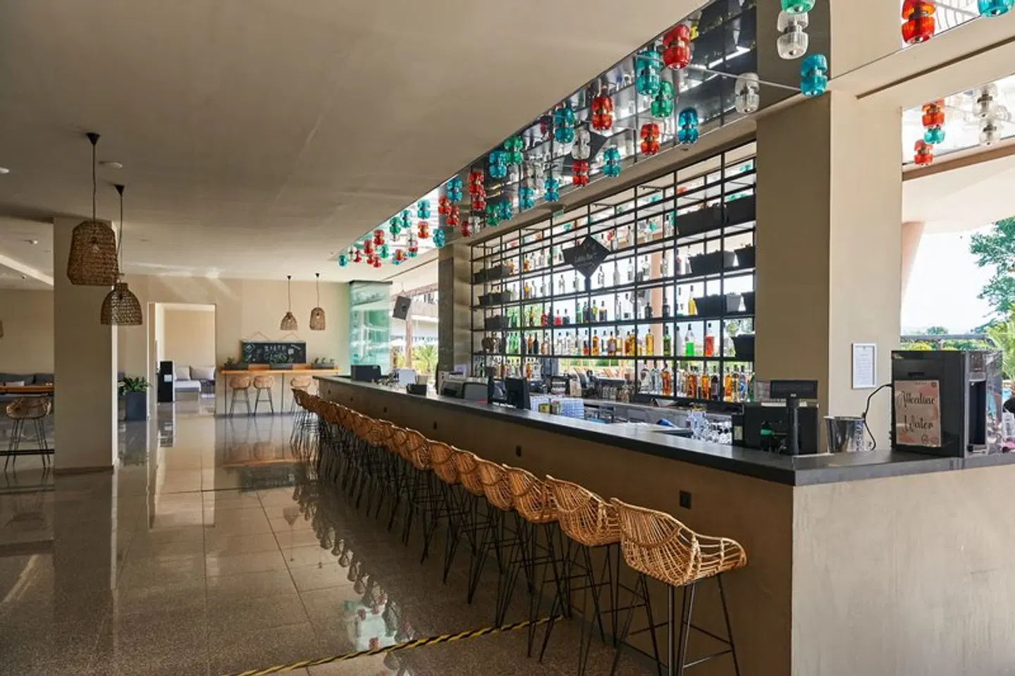 Sunny Beach Club Bar