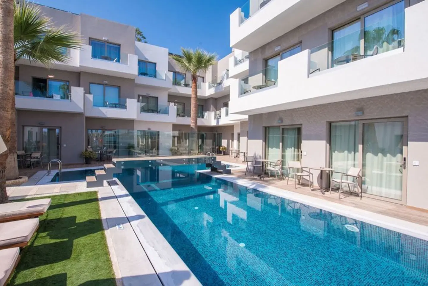 Cactus Bay OUTDOOR_POOL