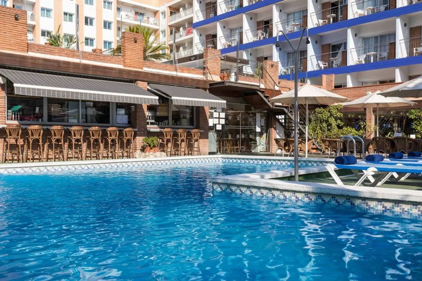 htop Palm Beach OUTDOOR_POOL