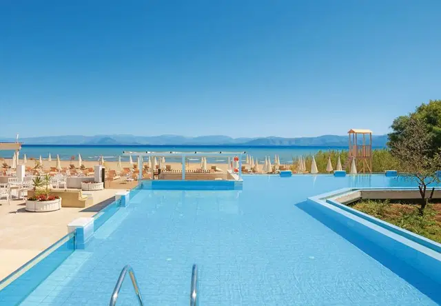 Cavomarina Beach Hotel OUTDOOR_POOL