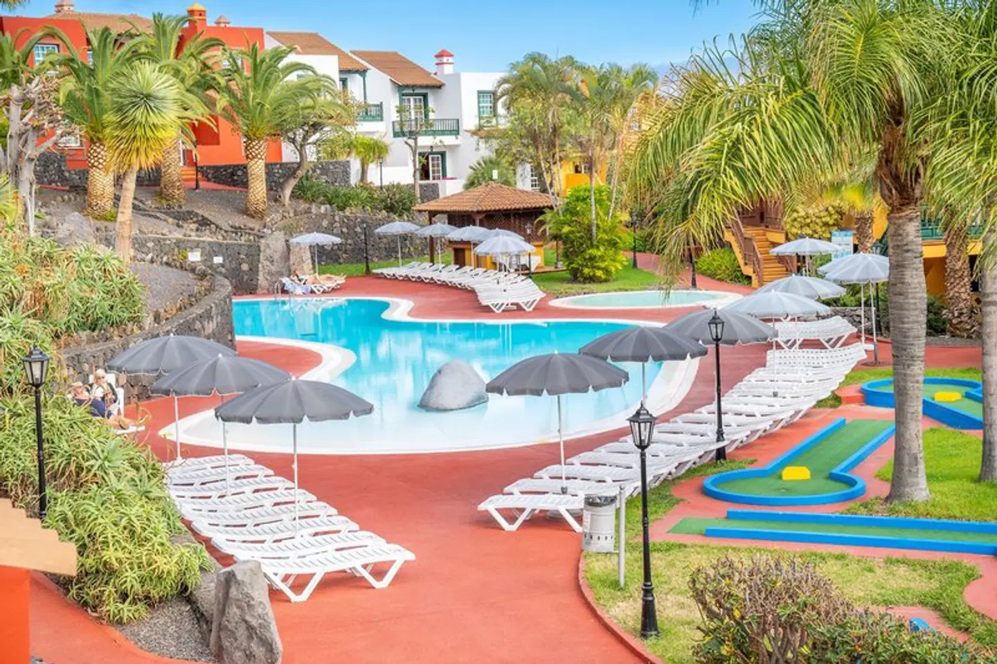 Oasis San Antonio App. EXTERIOR