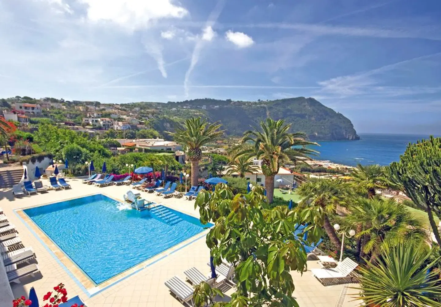 Capizzo OUTDOOR_POOL