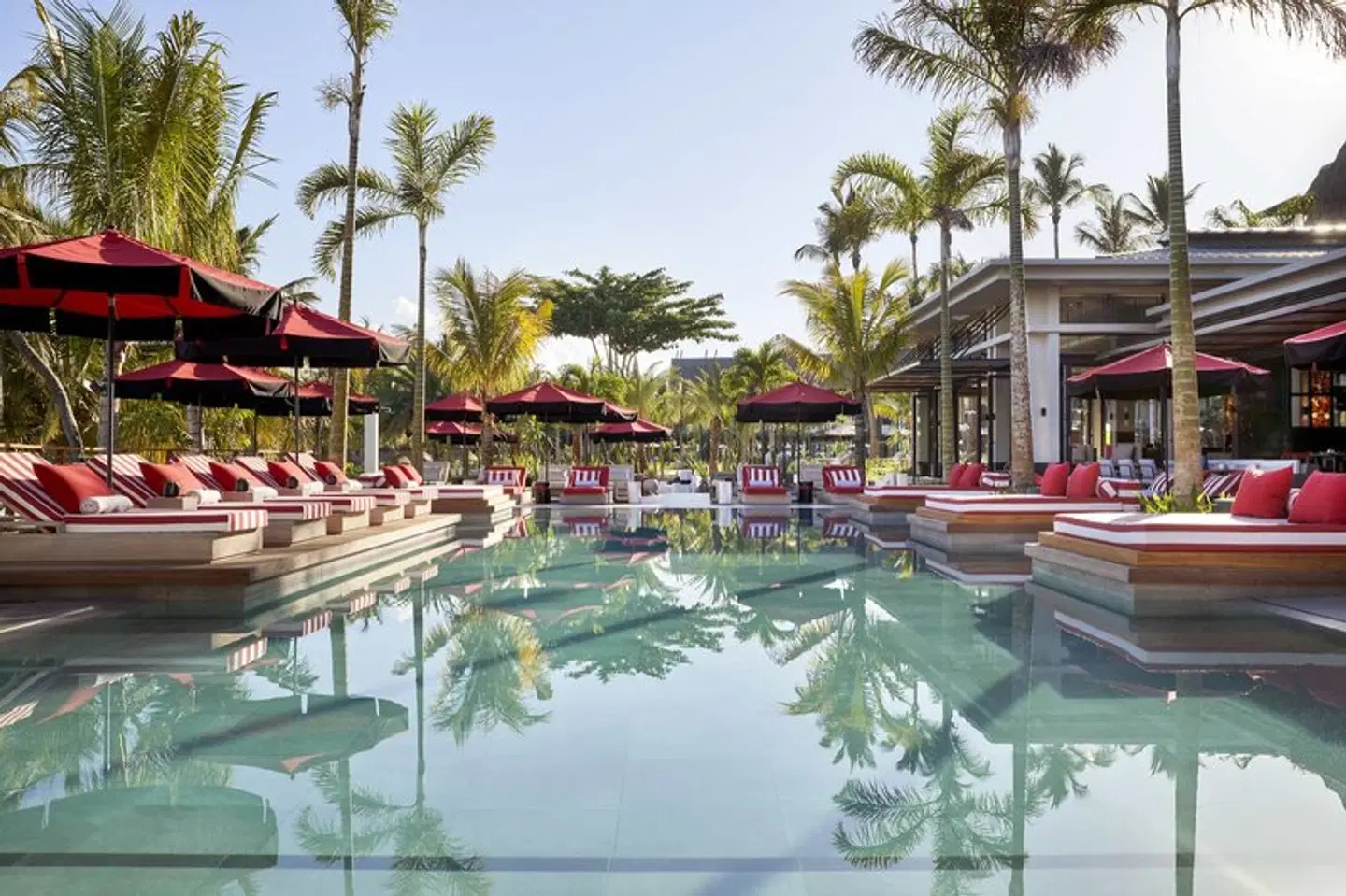 LUX* Grand Baie OUTDOOR_POOL