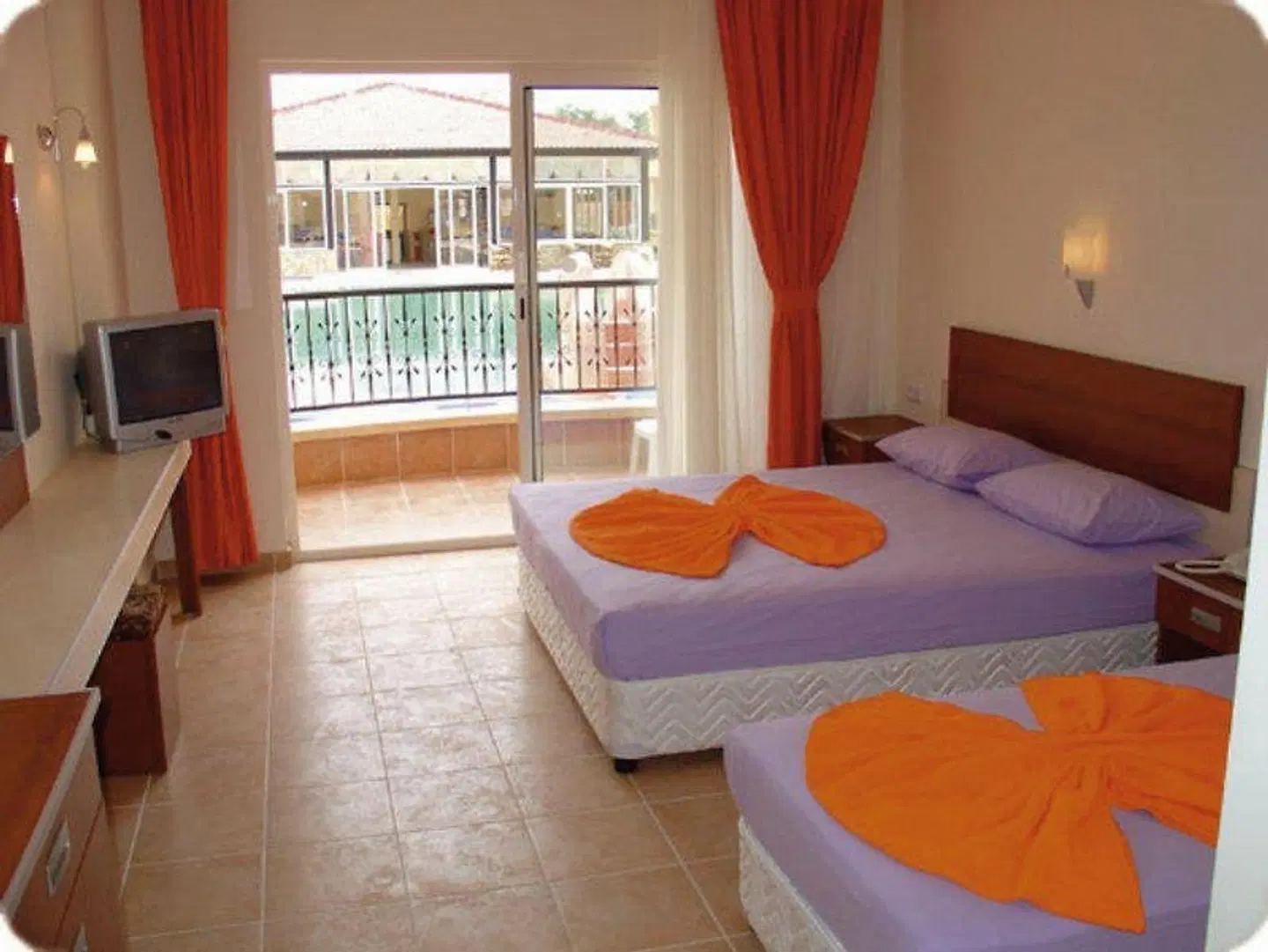 Sayanora Park ROOM_EXAMPLE